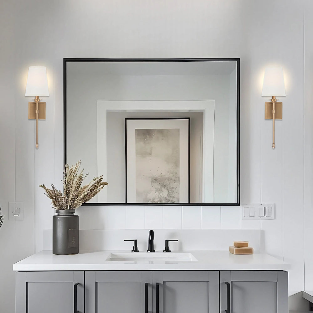 Hawthorne Sconce